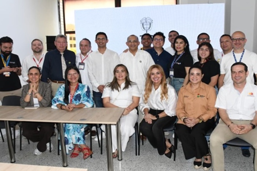 Comfacesar recibe reconocimiento del Ministerio TIC en Colombia 4.0 por sus avances en innovación tecnológica