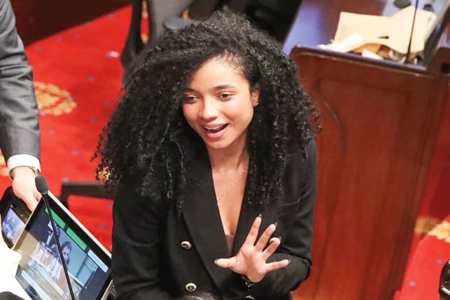 Otro escándalo para el gabinete de Gustavo Petro, Juliana Guerrero nunca habría asistido a clases en Fundación San José y aun así graduó