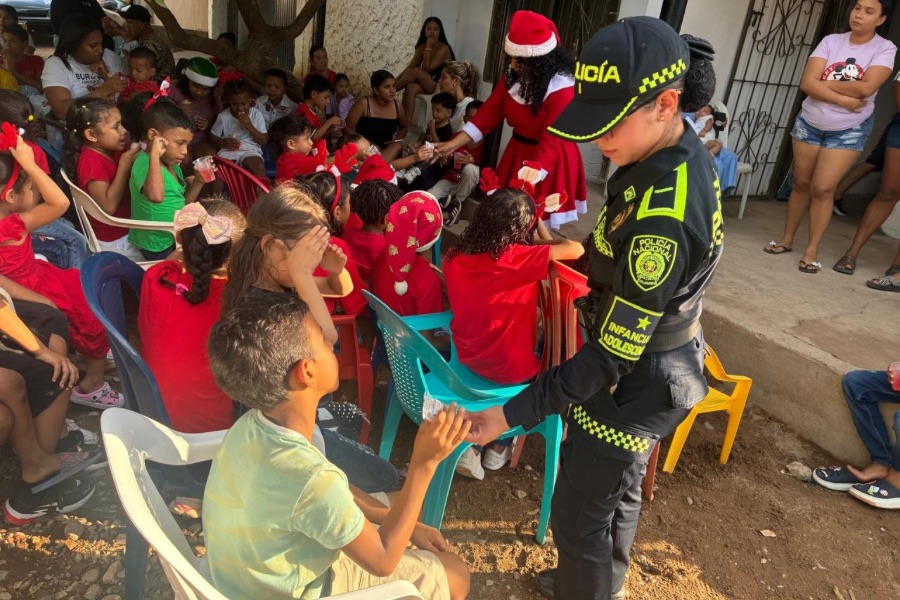 Policía refuerza la protección de la niñez en el sector del Puente Colgante de Valledupar