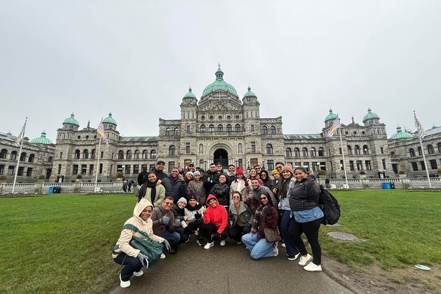 Docentes del Cesar cruzan fronteras para fortalecer el inglés: 50 maestros viven inmersión académica en Canadá