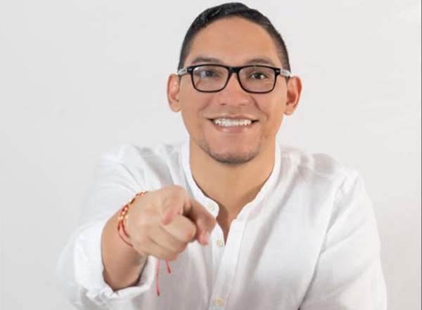 El aspirante que sacó la mayor votación en consulta estamentaria de la UPC no cumplió un requisito clave