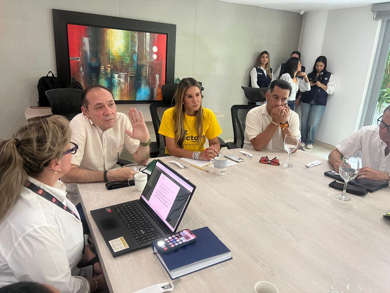 Ministro Sanguino encabeza controles electorales en el Cesar y pide denunciar compra de votos